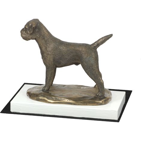 Border Terrier - estatuilla de perro, figura sobre una base blanca, trofeo para una exposición canina de Art-Dog (1/5)
