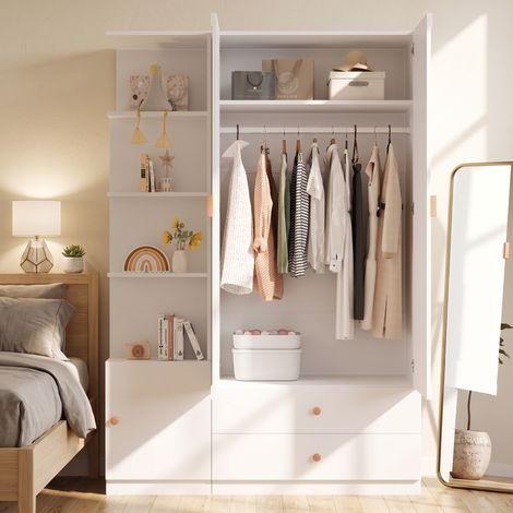 Armadio bianco, 200 x 135 x 45 cm, armadio multifunzionale con ante a battente, 2 aste appendiabiti, 2 cassetti, 4 maniglie in legno massello e ampio spazio contenitivo, moderno, per camera da letto,  (1/5)