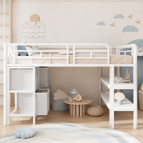 Cama alta infantil 90x200 de metal y MDF blanca con escalera ancha, cajones y estantes (1/5)