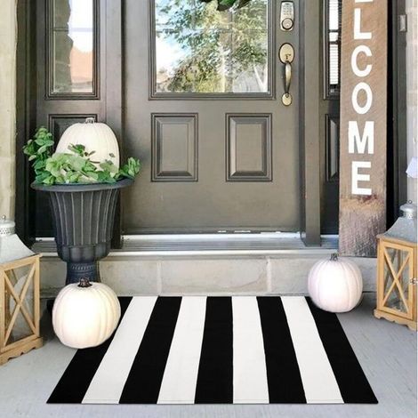 Schwarz-weiß gestreifter Teppich – 61 x 91 cm – Waschbare Fußmatte für den Außenbereich, ideal für Veranda und Terrasse, Frühling/Sommer, für drinnen und draußen, auch als Eingangsmatte für Bauernhäus (1/4)