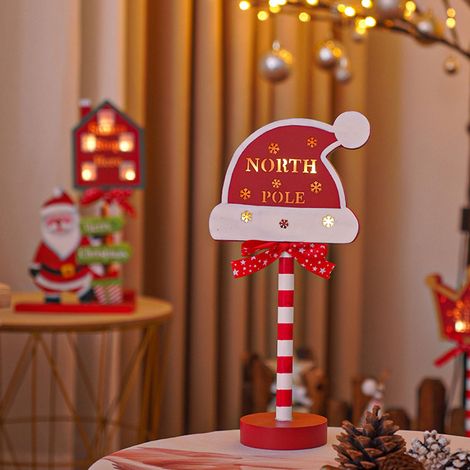 Luminaire De Noël En Plastique - Rouge - Pour Intérieur Et Extérieur - Alimenté Par 2 Piles AAA - 15,5 X 8,5 X 30,5 Cm - 1 Pièce (1/2)