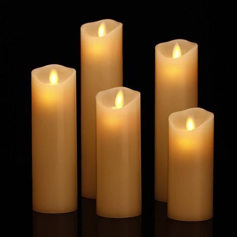 Velas LED, velas sin llama. Juego de 5 (10, 12, 15, 17, 19 cm, color marfil), hechas de cera auténtica. Con llamas parpadeantes realistas, control remoto con 10 menús de funciones, temporizador. (1/4)