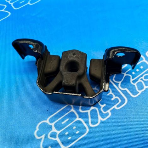 20621-JN00A is suitable for the muffler hanger, rubber hanger, and exhaust pipe middle section hanger of an older 2008-2018 Nissan Teana. (1/4)