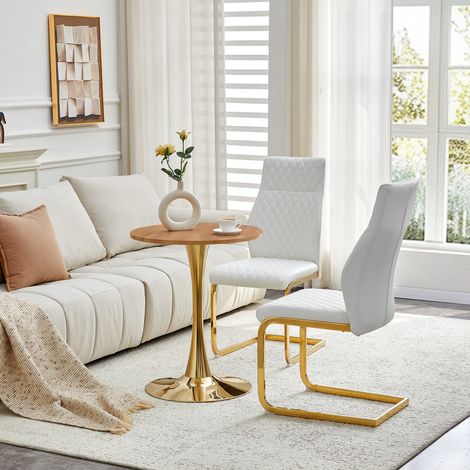 Ensemble repas table ronde 60 cm MDF effet chêne, piètement laiton doré, avec 2 chaises blanches à chevrons, cadre métallique doré, salle à manger compacte. (1/5)