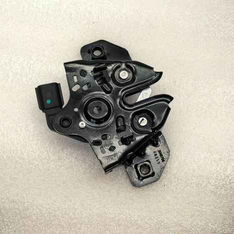 65601-5RN0A is suitable for Nissan Kicks P15Z engine hood lock, front hood lock, and cover lock with inductor. (1/4)