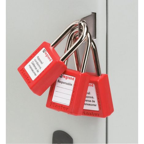 Patte de cadenassage inox pour coffret Marina hauteur 400mm minimum LEGRAND 036513