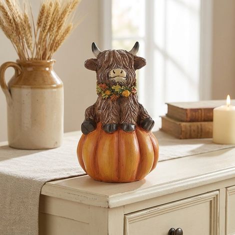 Autumn Highland Cow Pumpkin Ornament (1/2)