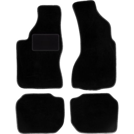Tappetini per auto in velluto nero per: Audi V8 berlina (1988-1993) (1/5)