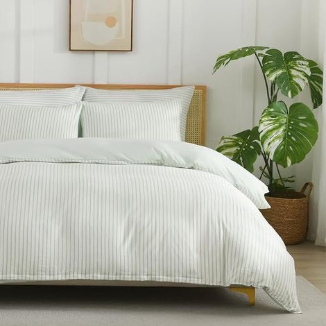 Duvet Cover Set 220 x 240 cm, 100% Soft, Reversible Modern Striped Breathable for Skin, Double Bedding with 2 Pillowcases 65 x 65 cm with Zip (1/5)