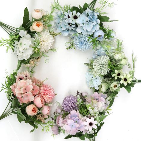 Ramo de flores artificiales de seda: arreglo esférico con detalladas flores verdes para sesiones de fotos: hortensia grande, crisantemo y brotes de té. 31 x 19 cm, decoración para el hogar o eventos. (1/5)