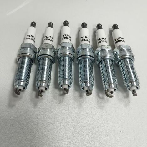 18872-08085 18872 08085 Applicable aux bougies d'allumage automobiles (1/4)