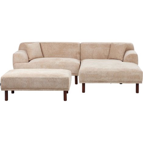 Divano ad angolo sinistro in tessuto beige lato sinistro con pouf e gambe in legno Holt