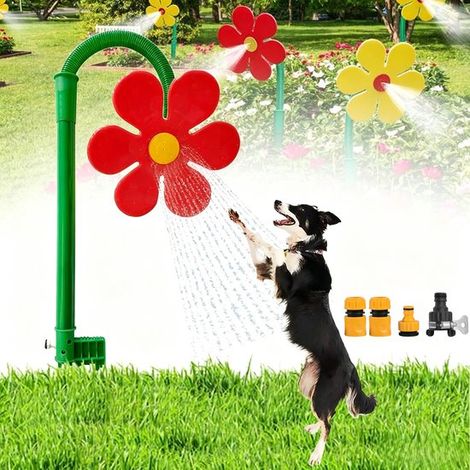 Arroseur de jardin fleur rotatif 360° – Fontaine d’eau ludique avec 4 raccords – Pour rafraîchir et jouer avec chiens chats et enfants – Jardin extérieur – Rouge (1/5)