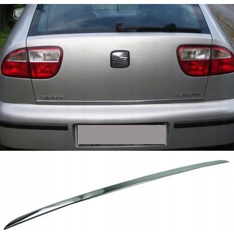 Seat Leon I 1M1 - Finiture cromate sul portellone posteriore (1/5)