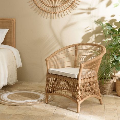 KALLY - Fauteuil en rotin naturel avec coussin d'assise blanc (1/5)