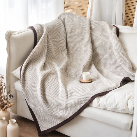 Plaid Jeté de Canapé 100% Acrylique 130160cm motif méandres café Style Scandinave Couverture Sieste 50 × 40 × 30 cm 1 kg – Livraison gratuite (1/4)
