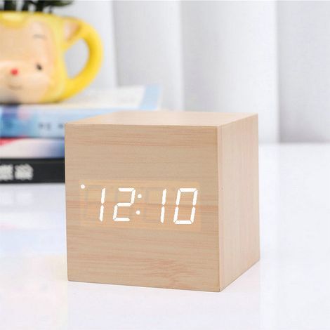 Digitaler LED-Wecker – Wecker aus Holz mit 4 Helligkeitsstufen (1/5)