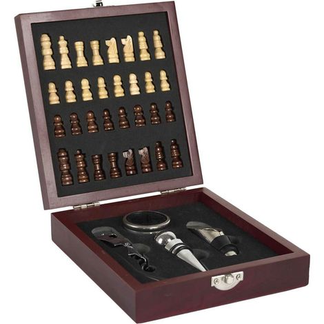 Wine&Chess, set da gioco con vino e scacchi. (1/5)