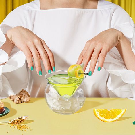 Set aus 2 runden Martini-Cocktailgläsern, 260 ml, für Ihre Partys. (1/4)