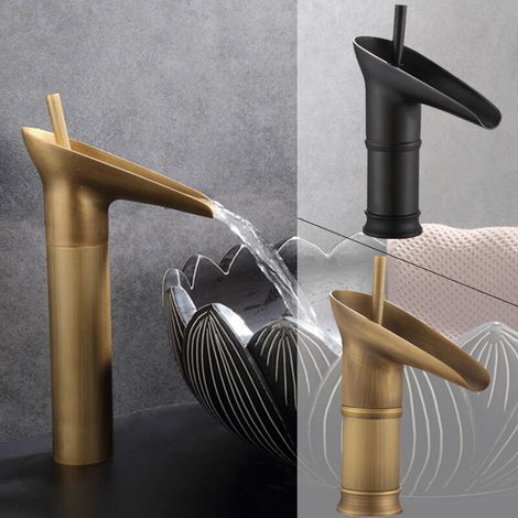 Lavabo retrò interamente in rame con rubinetto fisso a cascata, da installare sopra il piano del lavabo (altezza antica). (1/3)