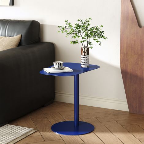 Tavolino Laterale Nastätten in Metallo con Piano di Appoggio Trapezoidale - Blu Scuro [en.casa]
