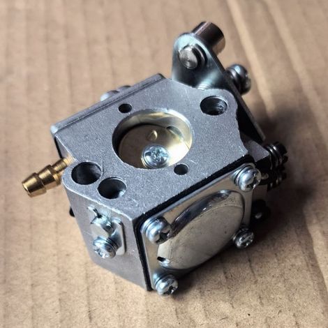 Carburateur Echo SRM4605, type à membrane, adapté aux débroussailleuses cinétiques. (1/4)