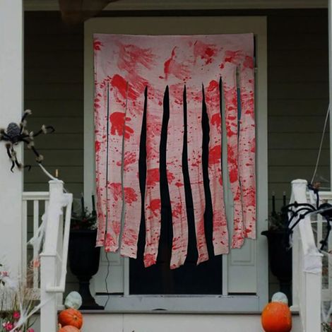 Décoration de rideau de porte d'Halloween avec empreintes de mains ensanglantées, rideau en maille sanglante, idéal pour une fête d'Halloween. (1/5)