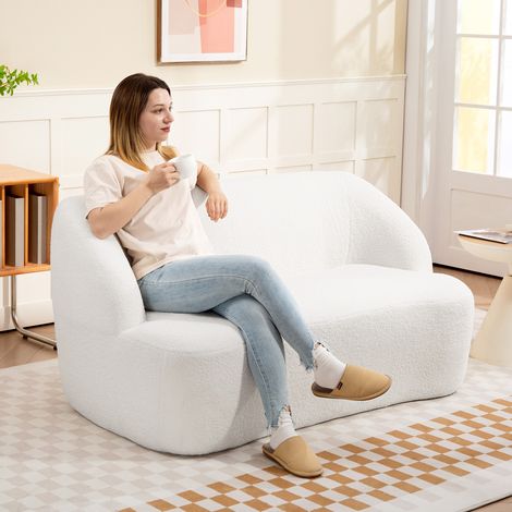 Canapé 2 places recouvert de polaire sherpa, 142 cm, design incurvé, rembourrage épais, livré monté, couleur crème