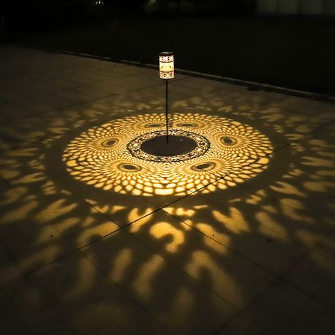 2 lanterne solari per esterni, set di 2 luci solari da giardino in metallo con picchetti da terra, luci solari per esterni per giardino, patio, balcone, campeggio (1/4)
