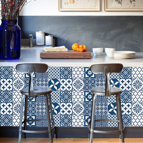 Adhesivos autoadhesivos de PVC para azulejos, diseño floral HZ061, resistentes al agua y a la grasa, paquete de 24 unidades, 15 x 15 cm, para decorar cocinas y baños. (1/5)