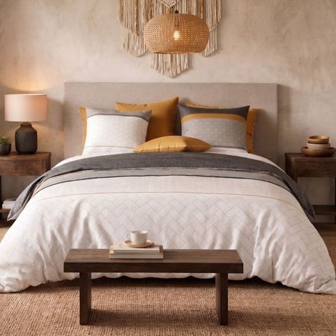 Parure housse de couette 240x220cm + 2 taies motif graphique blanc et gris 100% coton - LUNELLE (1/4)