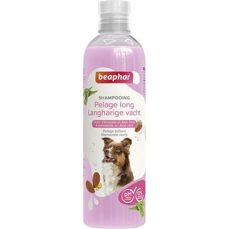 Shampoing démêlant pour pelage long Désignation : Shampooing démêlant 2 en 1 Conditionnement : 250 ml Beaphar 10334