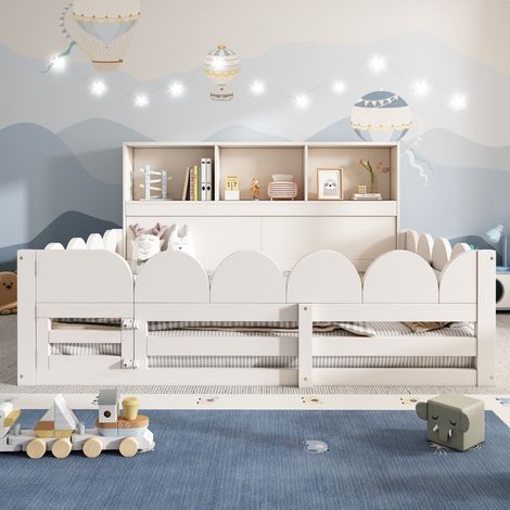 Lit au sol enfant 140x190 cm avec barrière 50 cm, porte, étagère 3 niches, sommier à lattes, 2 places, en bois, blanc, sans matelas (1/5)