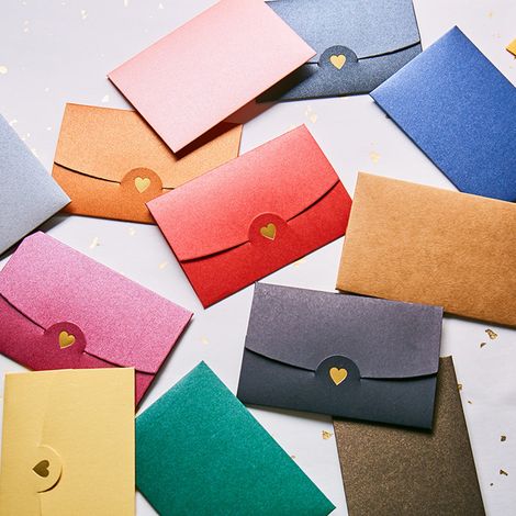 25 enveloppes nacrées à motif cœur (couleurs aléatoires) - Idéales pour cartes de vœux (1/5)