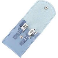 Kit de pédicure professionnel 4 pièces avec étui de transport, ensemble de manucure et pédicure en acier inoxydable avec outil de nettoyage du cérumen (Bleu B)