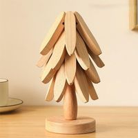Untersetzer in Baumform aus Holz, Untersetzer-Set in Weihnachtsbaum-Design, geeignet für Besteck, Kochgeschirr, Geschirr und Teekannen (8 Untersetzer + 2 Halterung)