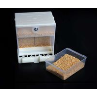 Clutter-free Bird Feeder - Integrated Automatic Parrot Feeder for Small and Medium Birds Food Container for Small Grooms Cockatiel Budgerigar Macaw Finch Budgerigar Parakeet Conure Canary Parrots