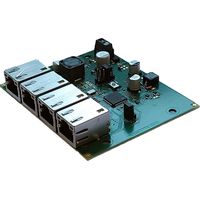 IT700-PoE Switch 4 porte Ethernet di cui una PoE. Alimentazione 13,8Vdc