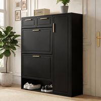 Armoire à chaussures moderne avec étagères réglables, poignées dorées, tiroirs coulissants, rabat relevable et portes, couleur noire, dimensions 95 x 24 x 107 cm