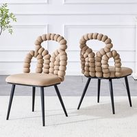 Lote de 2 sillas de comedor - versátiles, respaldos con cadena, patas robustas de metal negro - en terciopelo camel