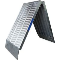 Laderampe 3000mm lang – Geklappt 1500 mm – Um 788mm zu überwinden – Maximale Traglast 600 kg - COK3000/1000