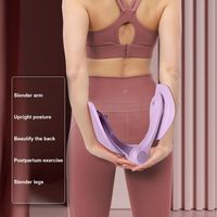 Appareil de rééducation des hanches, du plancher pelvien et des cuisses pour la correction des fessiers, des jambes et des bras en rééducation post-partum