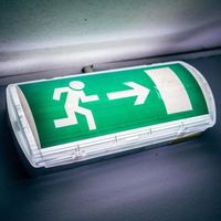 Bloc autonome d'éclairage de sécurité 3W IP65 – Panneau de signalisation pour intérieur et extérieur – Flux lumineux 140lm