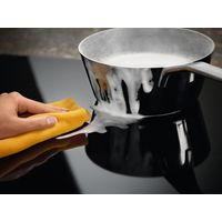 Electrolux LIL61424C placa de inducción negra 60 cm