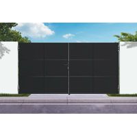 Puerta NALI de acero negro mate de 3,5 m y 180 cm de altura.