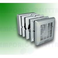 Window installation kit for Punto M extractor fans