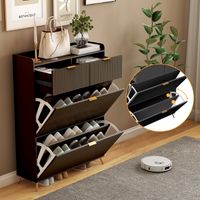 Schuhschrank 80x24x110 cm – 2 Schubladen – Türen mit vertikalen Streifen – goldene Griffe und Füße – skandinavischer Stil – Schwarz