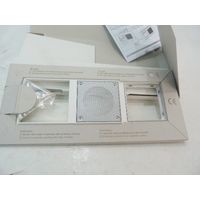 Cadre LED blanches 3 modules blanc brillant pour système RADIO MP3 encastrable (non incl) AUDIOPOINT FRIEDLAND D20.673.022WMP3