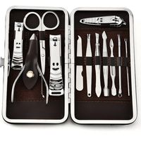 Coffret manucure et pédicure professionnel avec trousse de voyage luxueuse, comprenant un coupe-ongles et des outils pour les ongles. Idéal comme cadeau pour hommes, femmes, famille et amis.