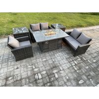 Fimous Rattan Gartenmöbel im Freien Gas Feuerstelle Tisch Sets Gasheizgerät mit Liebes-Sofa Stuhl 2 Beistelltische 5-Sitzer Dunkelgrau Gemischt